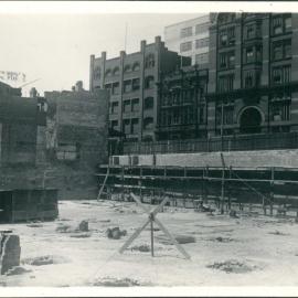 Premises - Government Savings Bank of NSW - Head Office 48-50 Martin Place - Construction - Brick retaining wall on Elizabeth Street (View 1) - December 1924