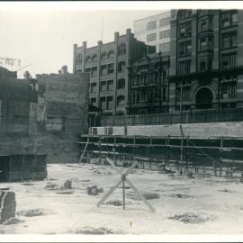 Premises - Government Savings Bank of NSW - Head Office 48-50 Martin Place - Construction - Brick retaining wall on Elizabeth Street (View 1) - December 1924
