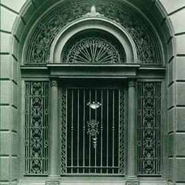 Premises - Government Savings Bank of NSW - Head Office 48-50 Martin Place - Exterior - Banking Chamber looking through exterior window and grille - 1928