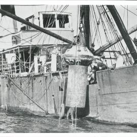 Bank's functions, etc. - Gold - R.M.S. 'Niagara' gold salvage - S.S. 'Claymore' (the salvage ship), with specially constructed diving bell - 1941